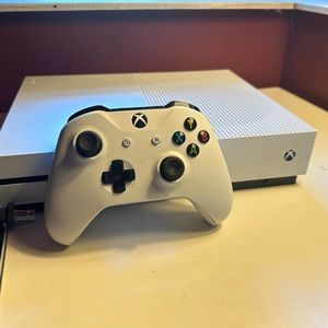 Xbox One S